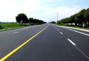 省道202線海拉爾至伊敏段一級公路