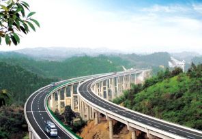 二連浩特至廣州公路集寧至阿榮旗聯(lián)絡(luò)線烏蘭浩特至扎蘭屯段高速公路